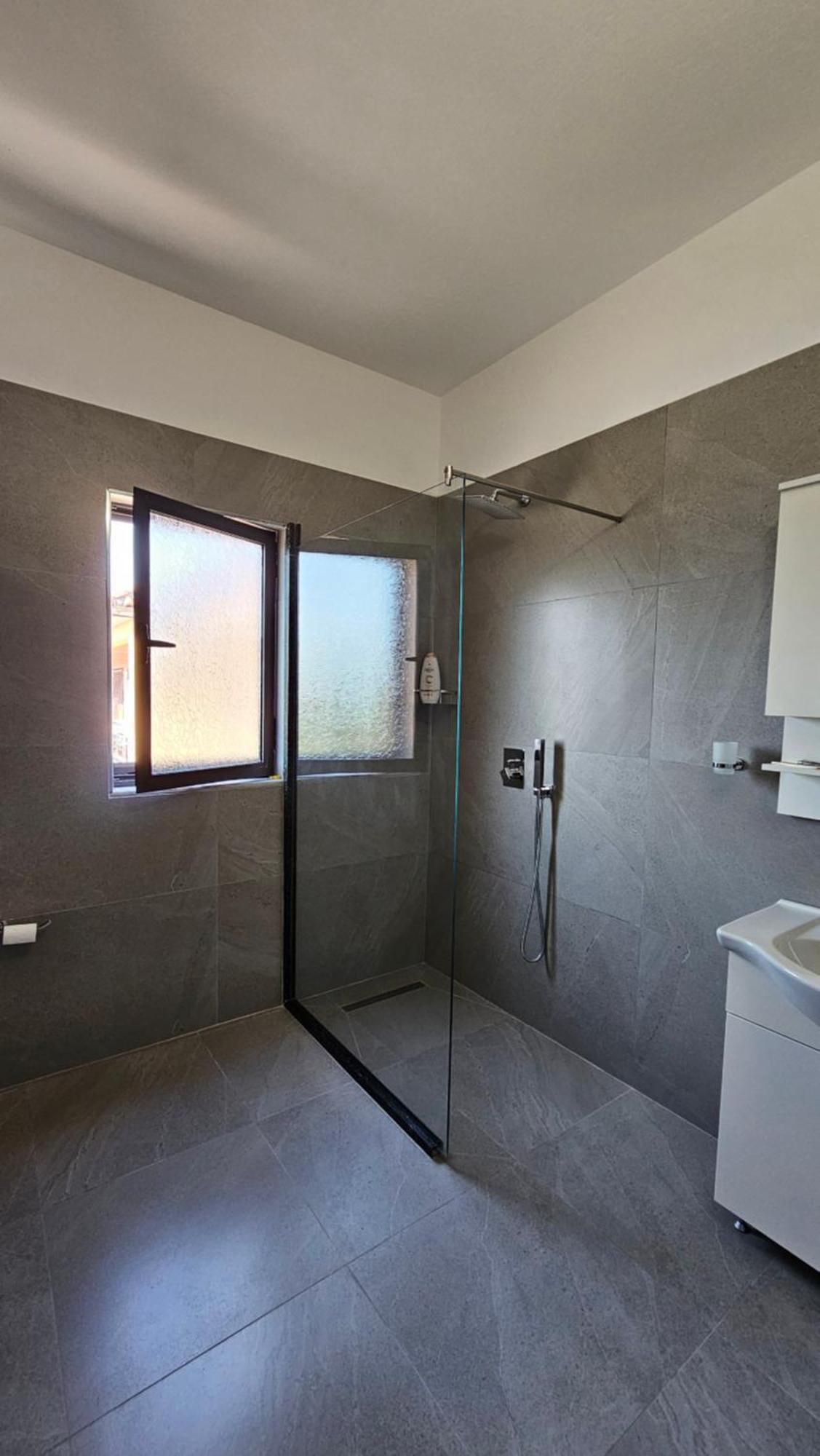 Fani'S Apartment Dıraç Dış mekan fotoğraf