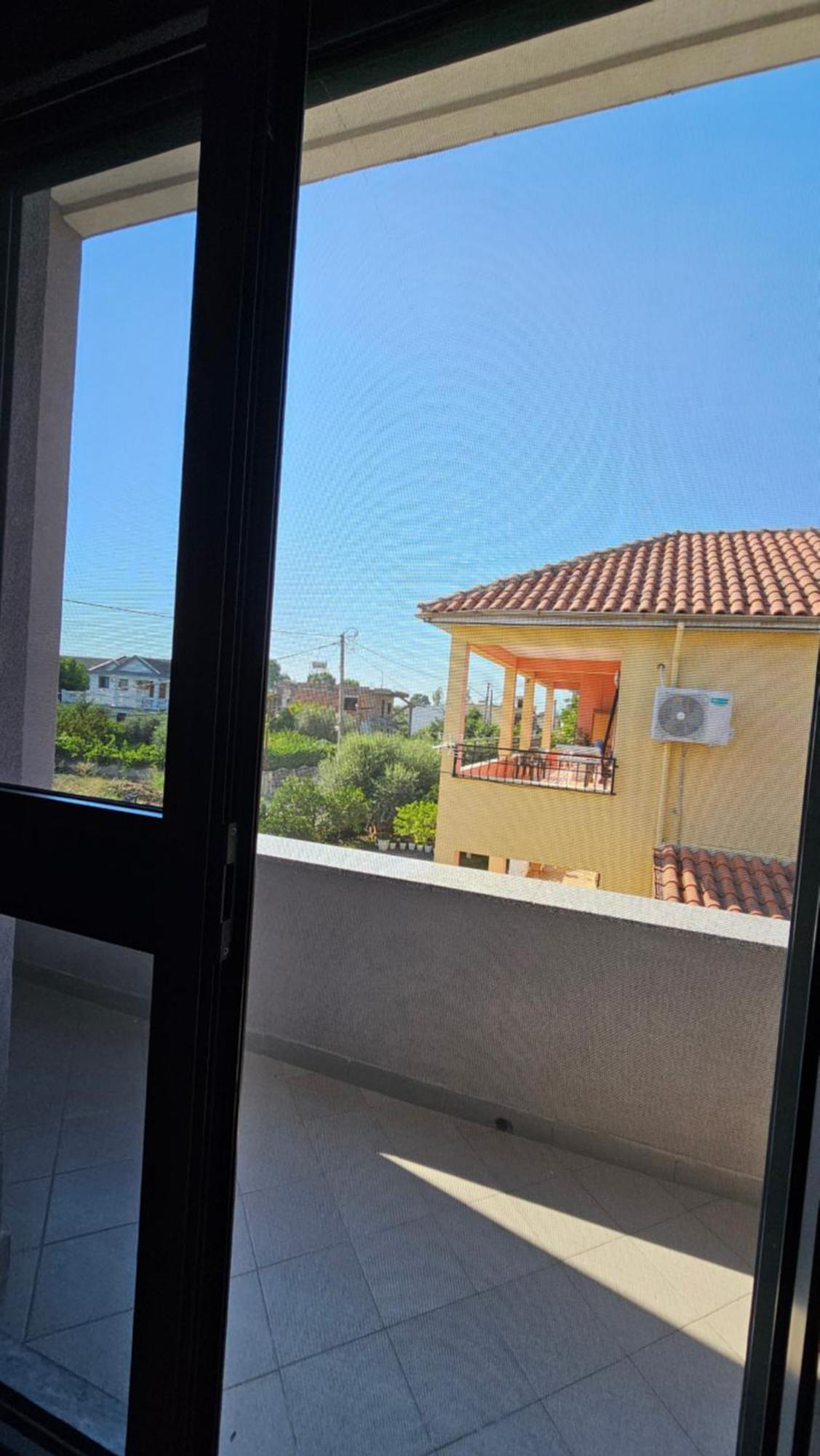 Fani'S Apartment Dıraç Dış mekan fotoğraf